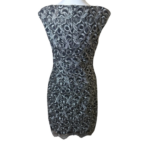 Lauren Ralph Lauren Cocktail Dress Size 6 Scalloped Metallic Lace Event Evening - Picture 3 of 9